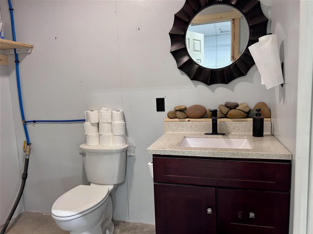 926 4th Ave — photo 13 of 25