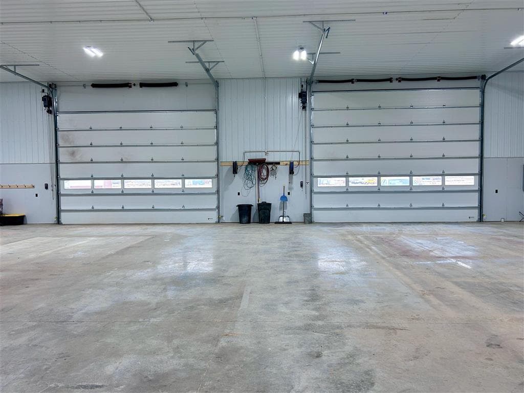 926 4th Ave — photo 15 of 25