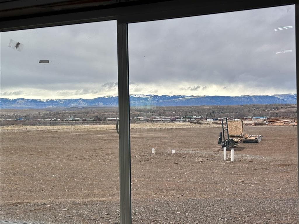 926 4th Ave — photo 16 of 25