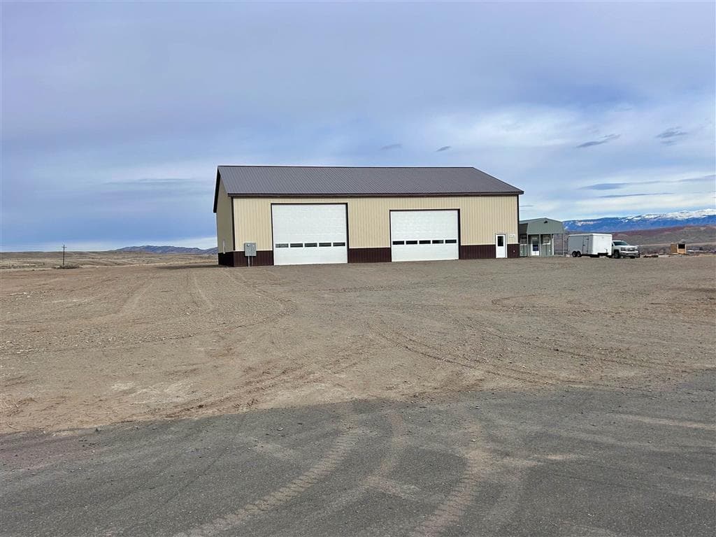 926 4th Ave — photo 19 of 25