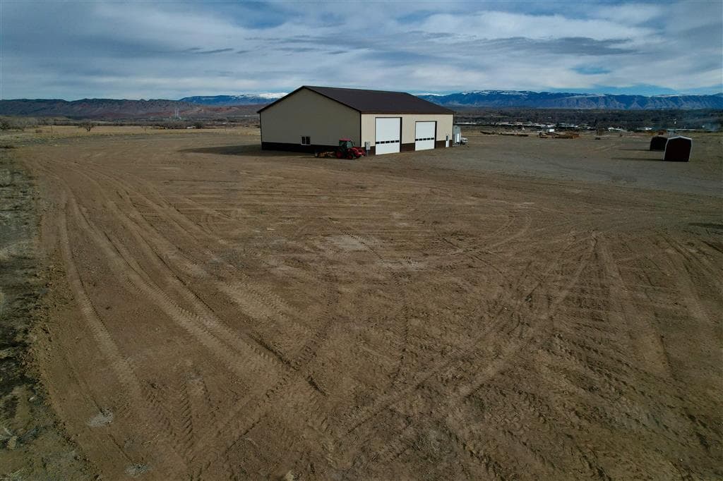 926 4th Ave — photo 22 of 25