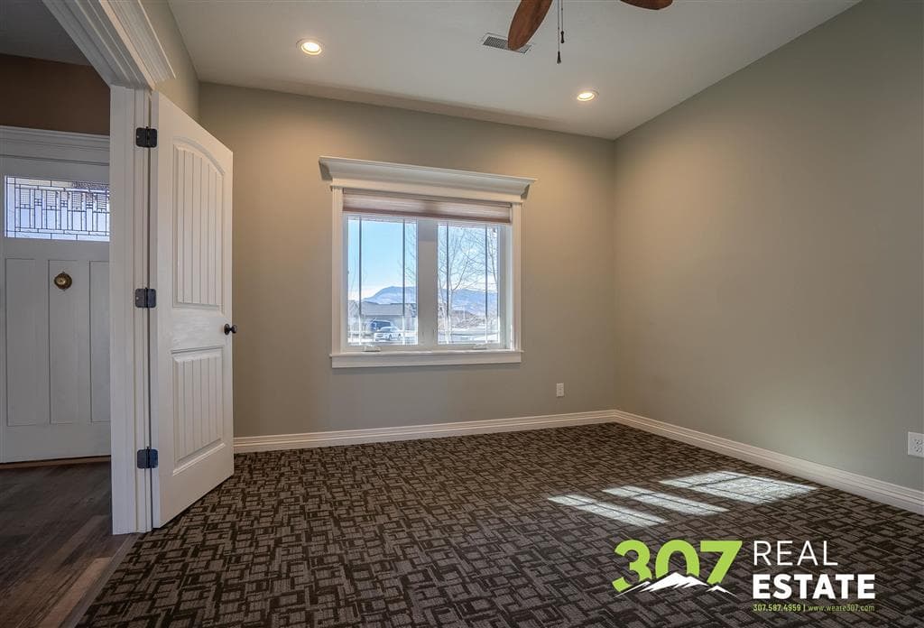 3419 Appalachian Ave — photo 14 of 25