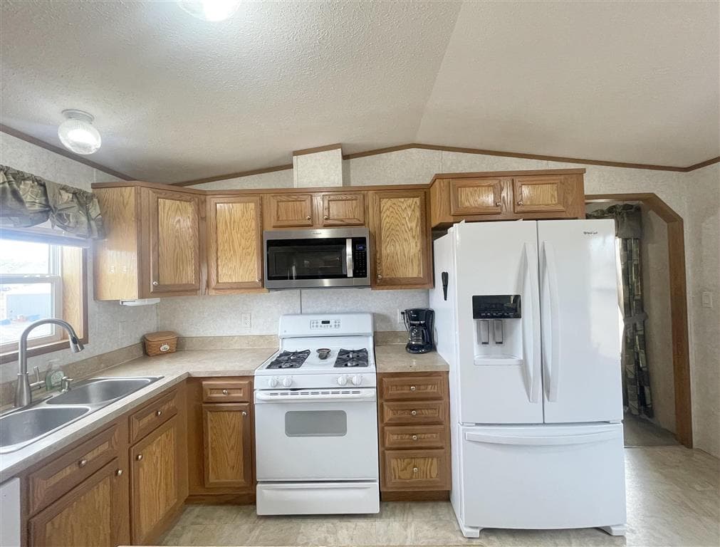 1498 Lane 14 — photo 7 of 20