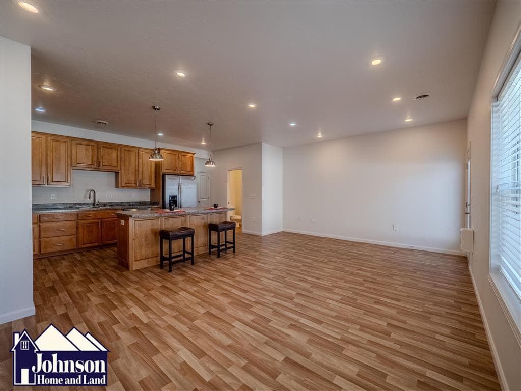 225 S Division St — photo 12 of 25