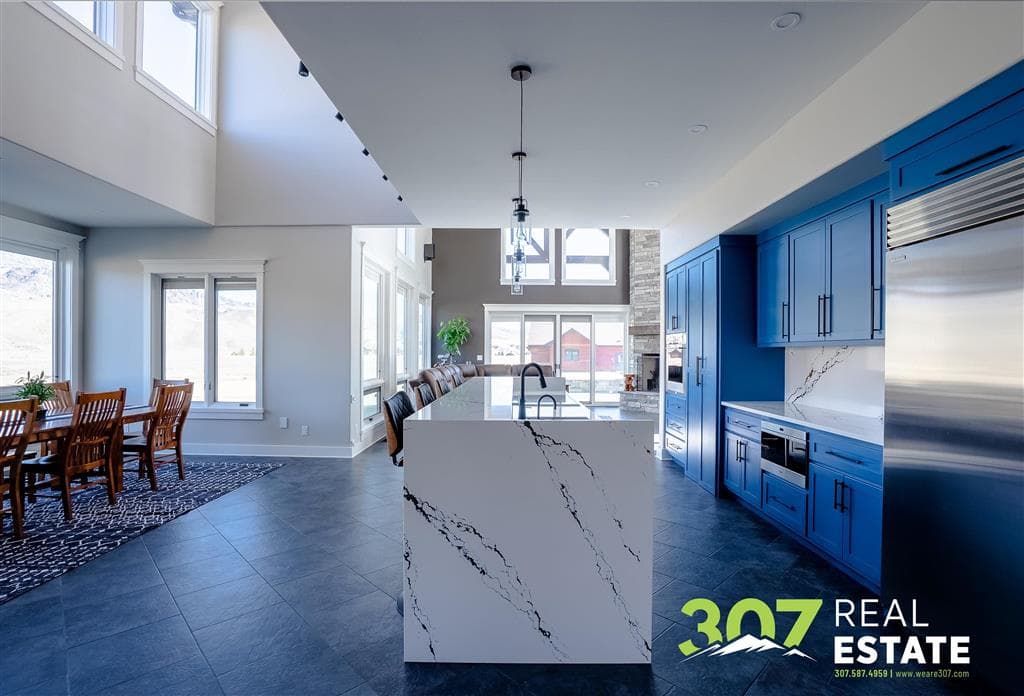 66 Stillwater Dr — photo 11 of 25