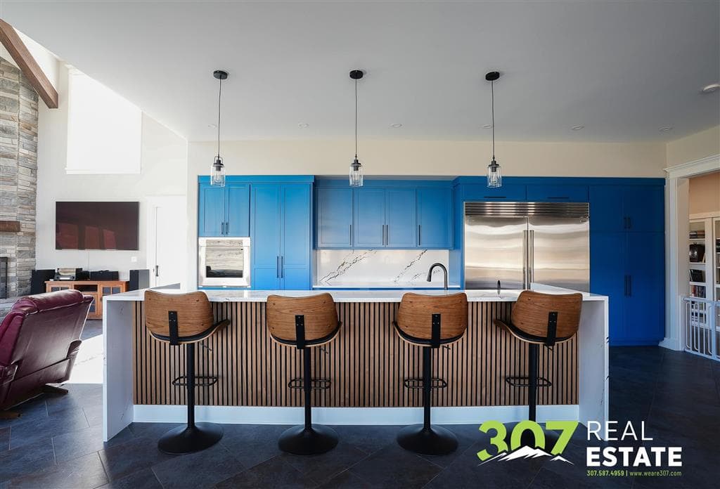 66 Stillwater Dr — photo 13 of 25