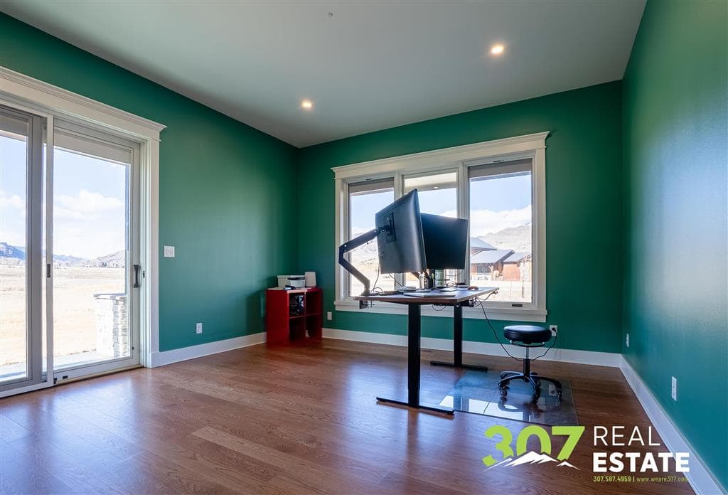 66 Stillwater Dr — photo 23 of 25