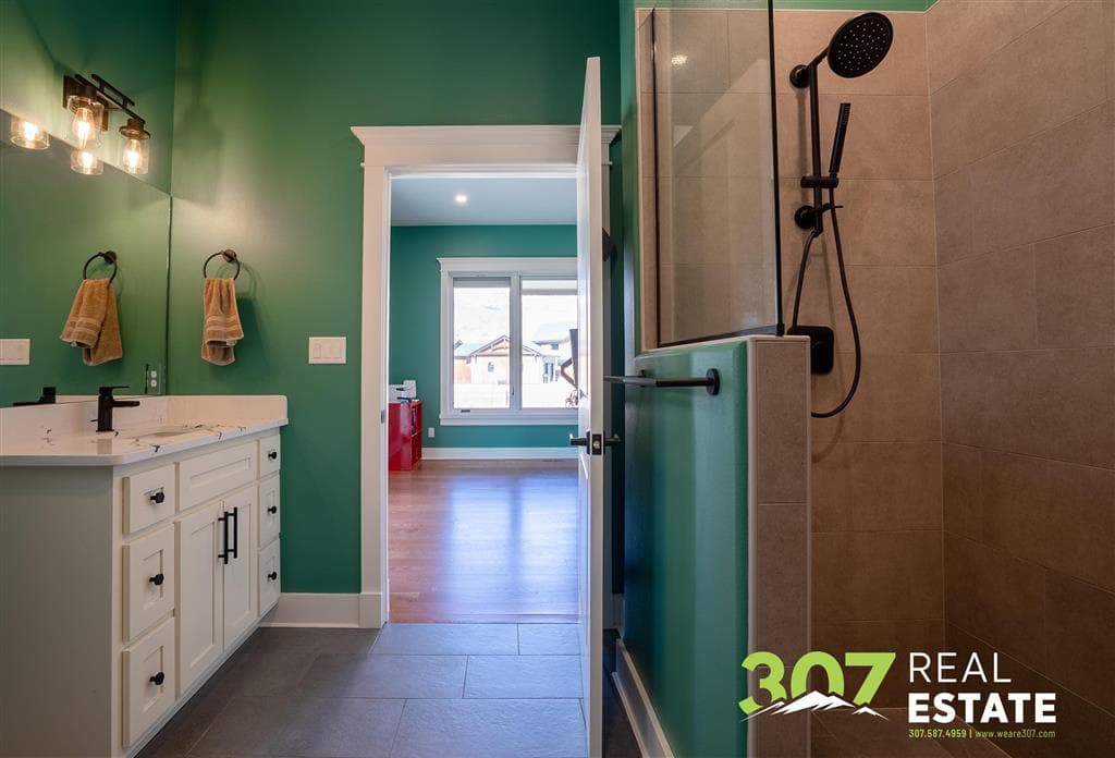 66 Stillwater Dr — photo 24 of 25