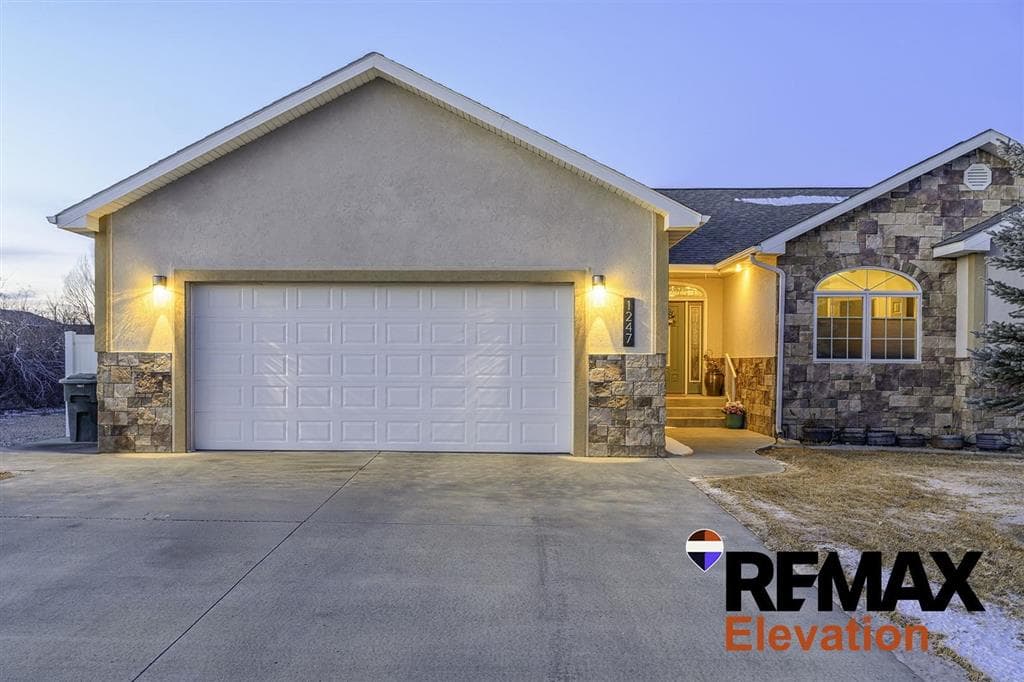 1247 Sequoia Dr — photo 5 of 25