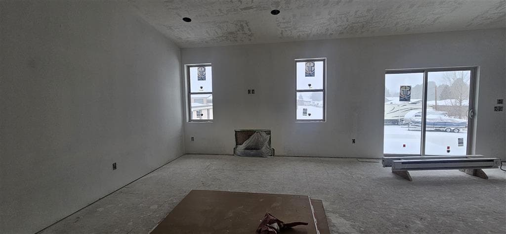 2713 Skyview Ln — photo 3 of 5