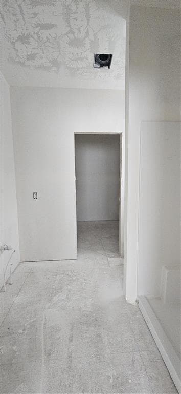 2713 Skyview Ln — photo 4 of 5