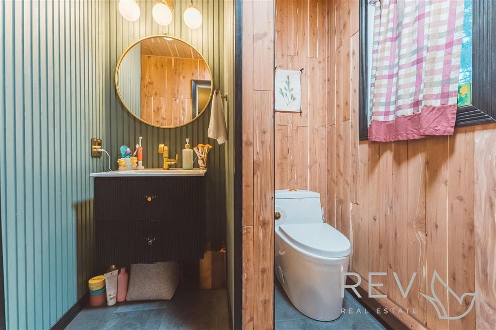 2007 Pioneer Ave — photo 12 of 23