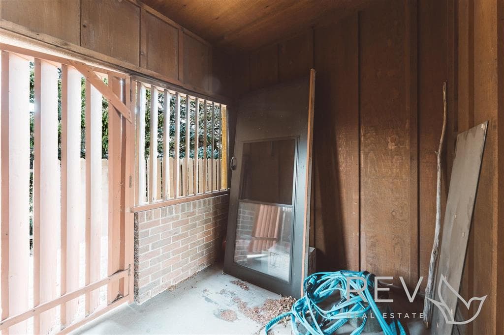 2007 Pioneer Ave — photo 21 of 23