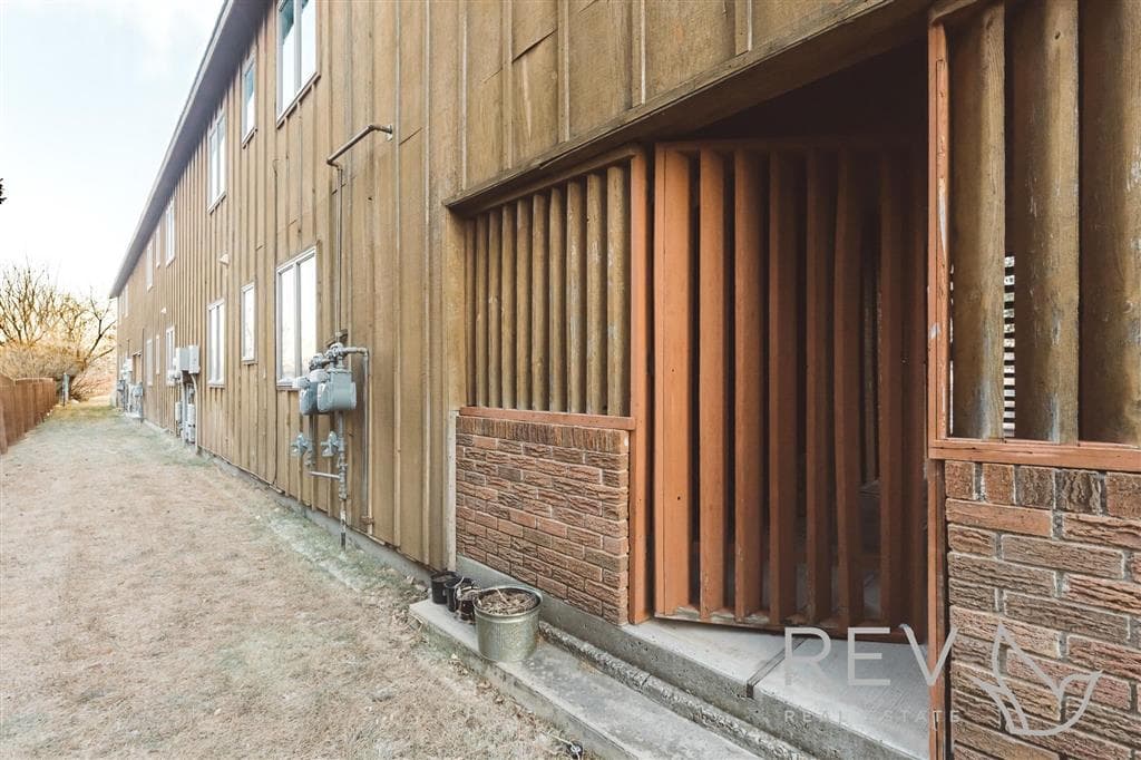 2007 Pioneer Ave — photo 22 of 23