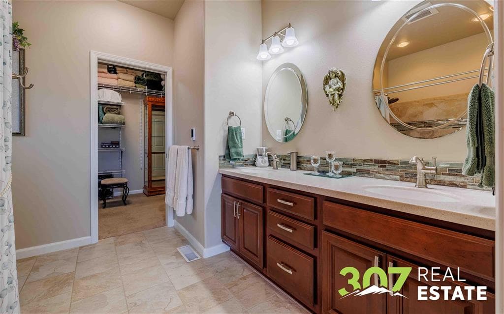 3331 Owens Ave — photo 24 of 25