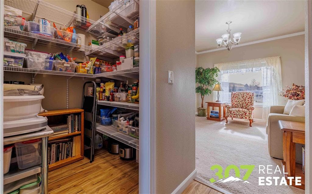 3331 Owens Ave — photo 5 of 25