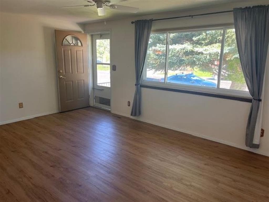 507 9th St — photo 2 of 15