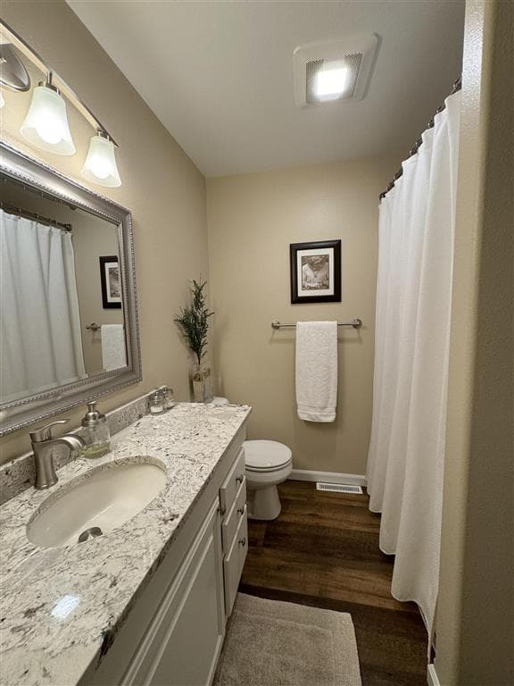 1211 Rosewood Ln — photo 12 of 25