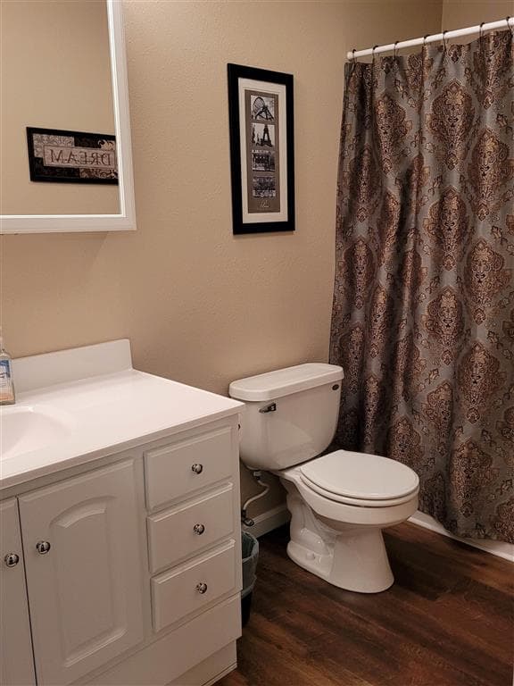 1211 Rosewood Ln — photo 10 of 25