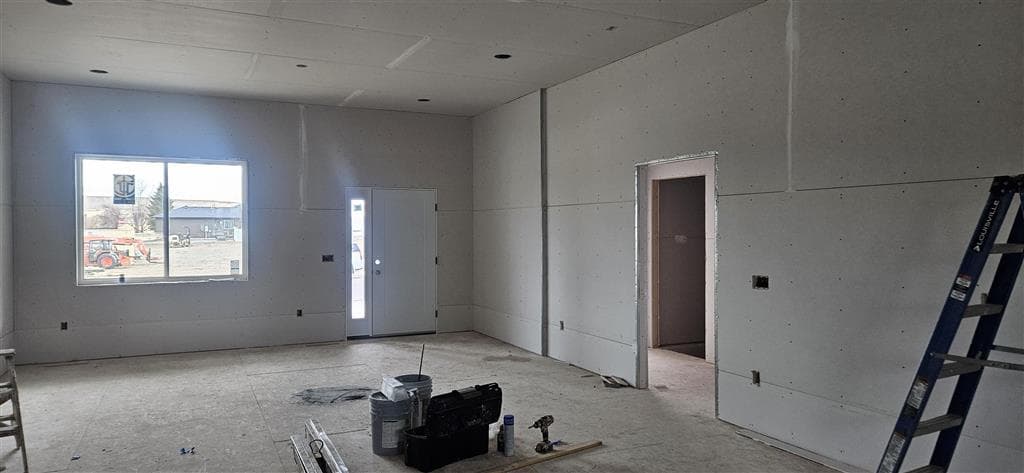 2719 Skyview Ln — photo 3 of 5