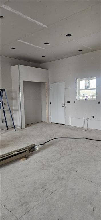 2719 Skyview Ln — photo 4 of 5