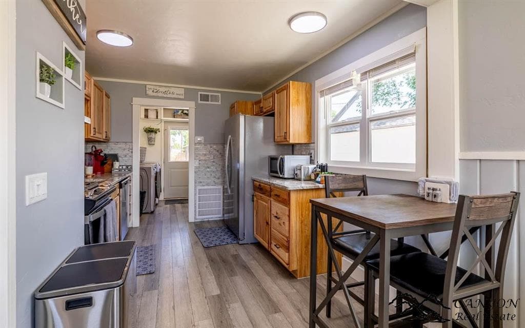 1815 Stampede Ave — photo 8 of 24