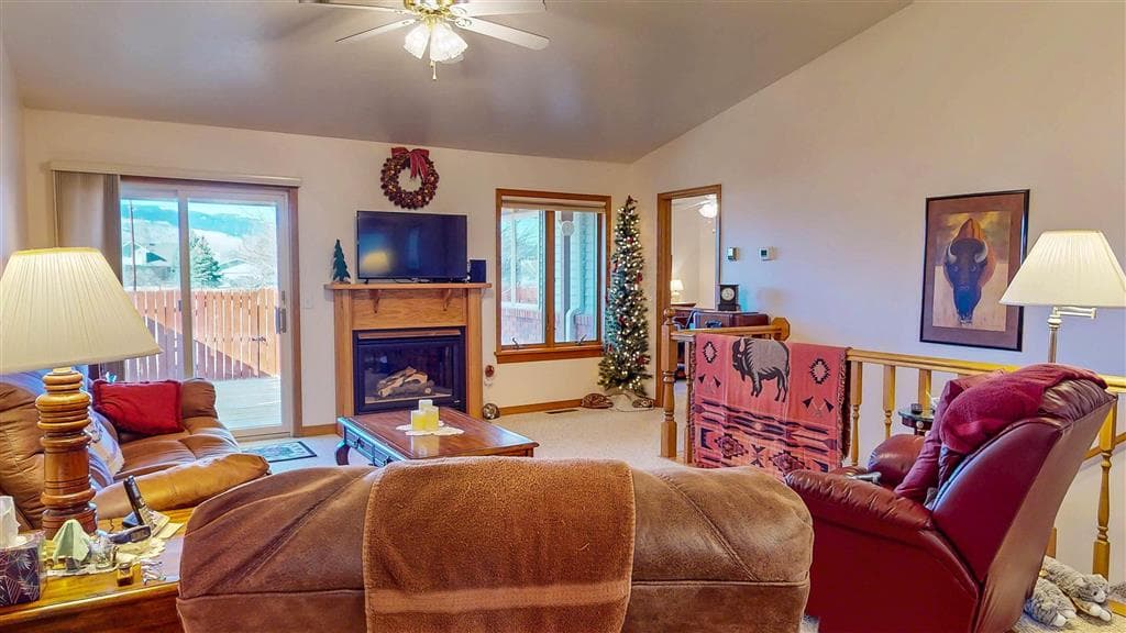 1213 Sage Brush St — photo 3 of 25