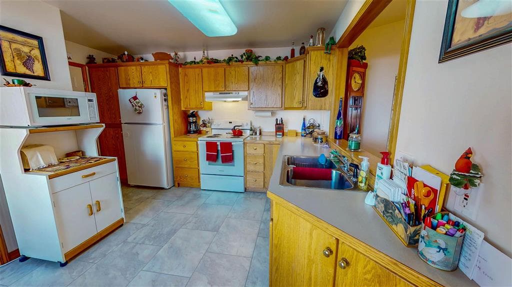 1213 Sage Brush St — photo 5 of 25