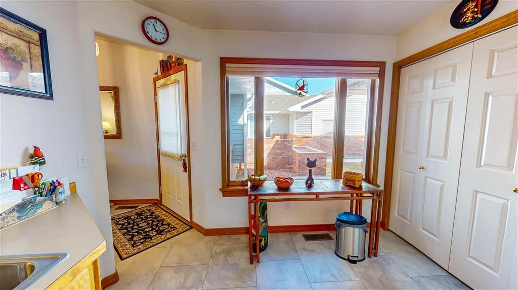 1213 Sage Brush St — photo 7 of 25