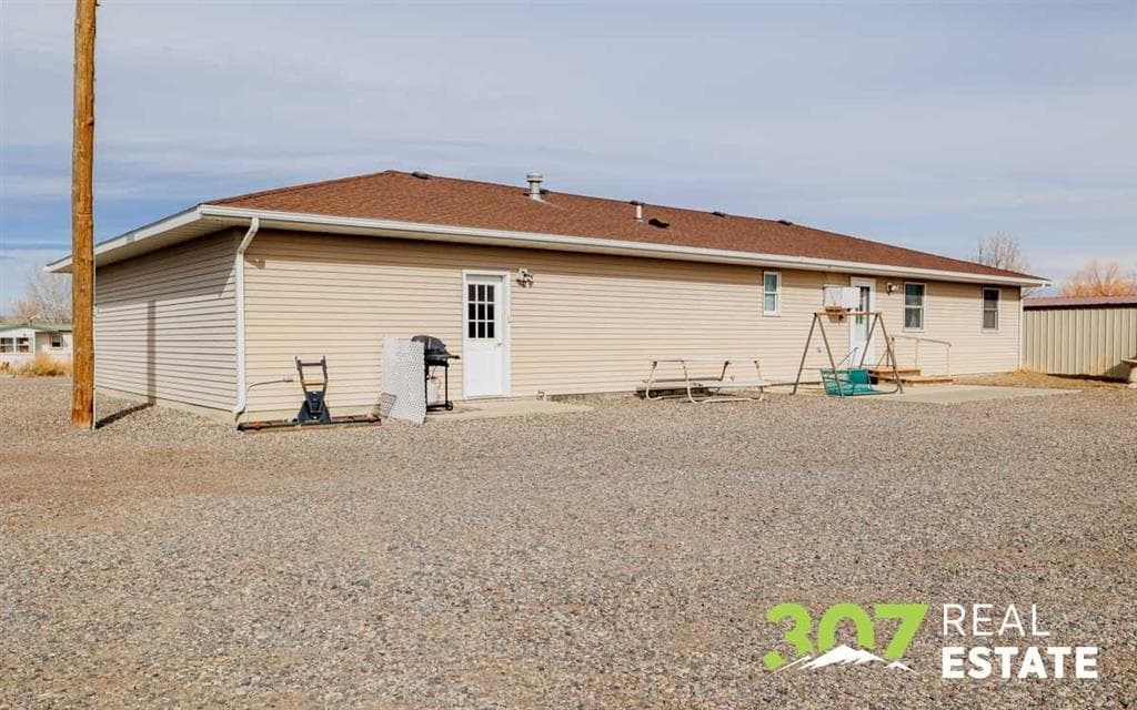 2720 D Avenue — photo 13 of 25