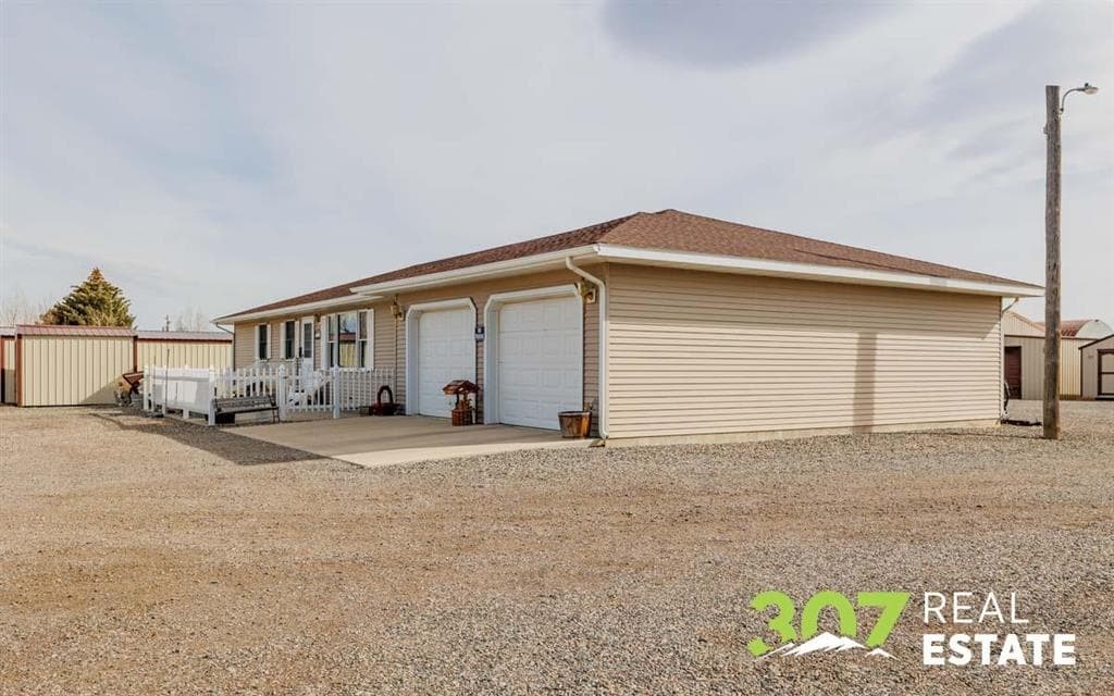 2720 D Avenue — photo 15 of 25