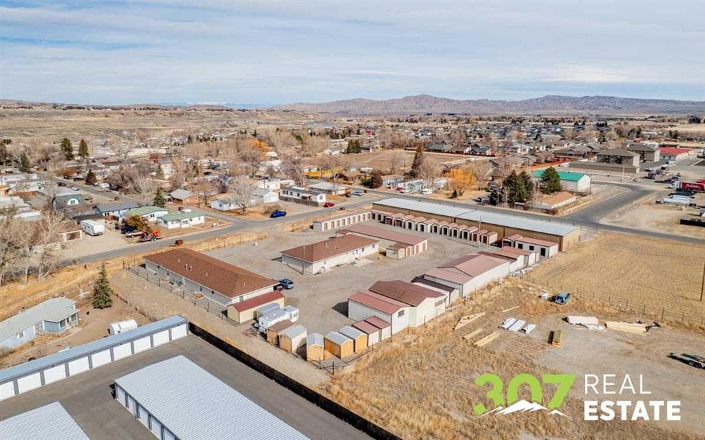 2720 D Avenue — photo 5 of 25