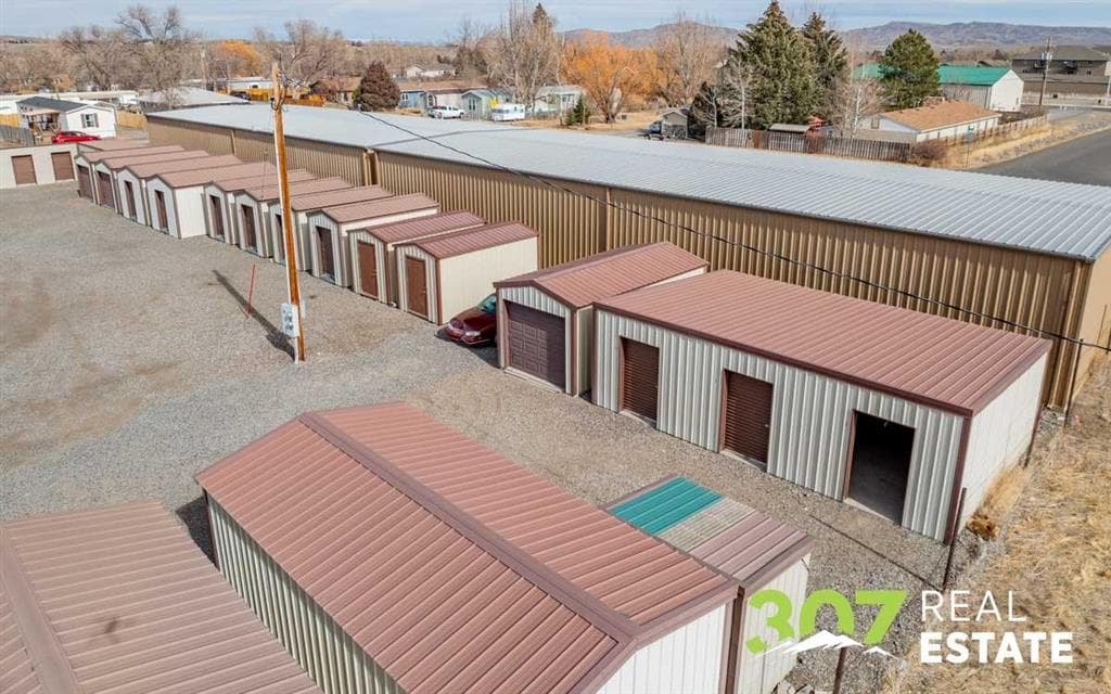 2720 D Avenue — photo 8 of 25