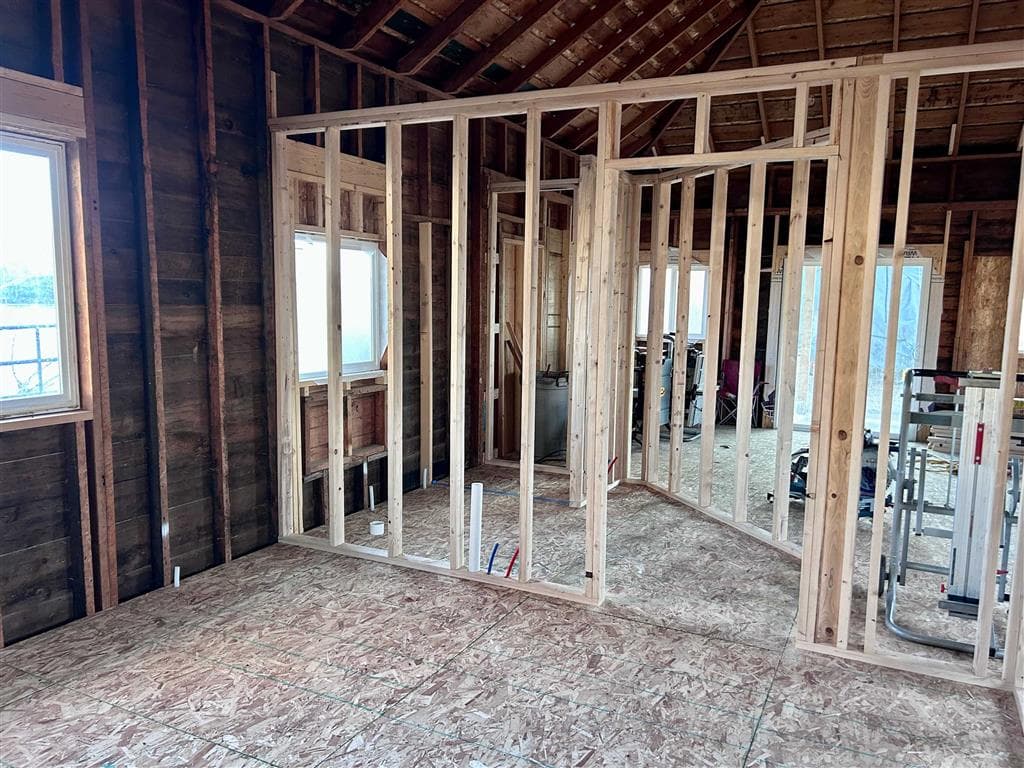 302 3rd St S — photo 7 of 21