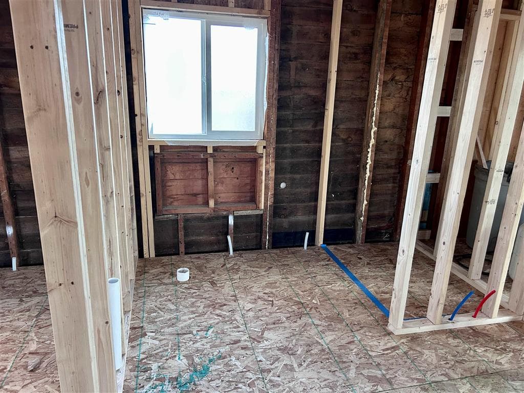 302 3rd St S — photo 8 of 21