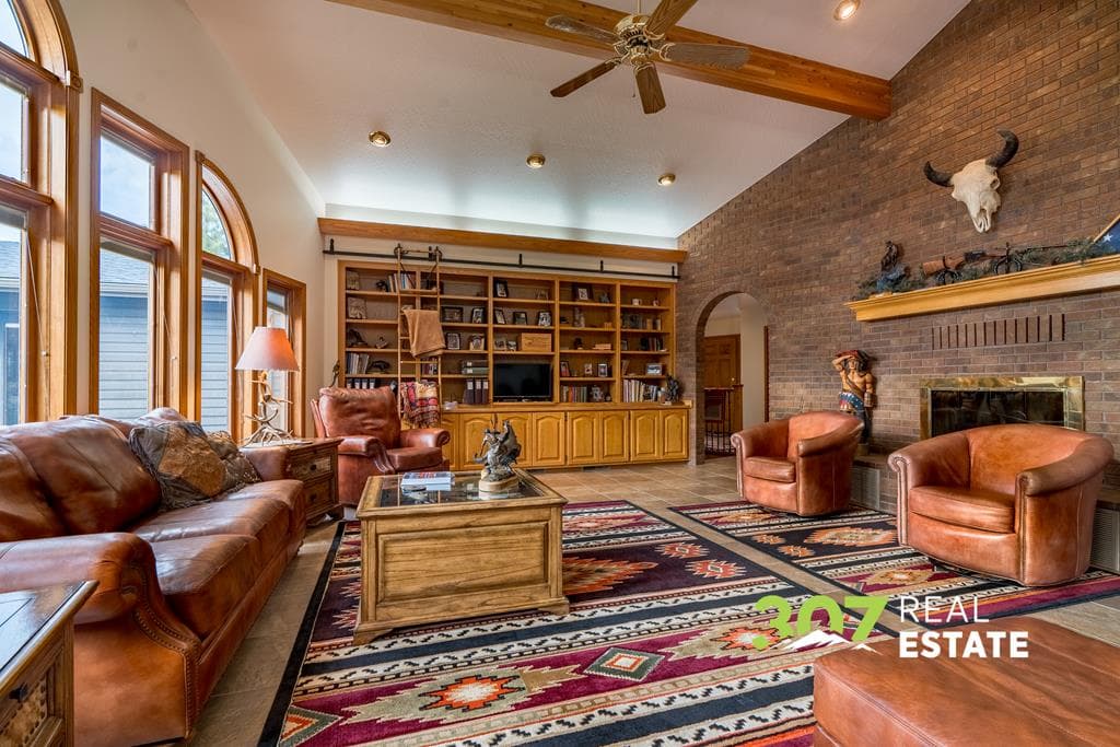 60 Frost Ln — photo 12 of 25