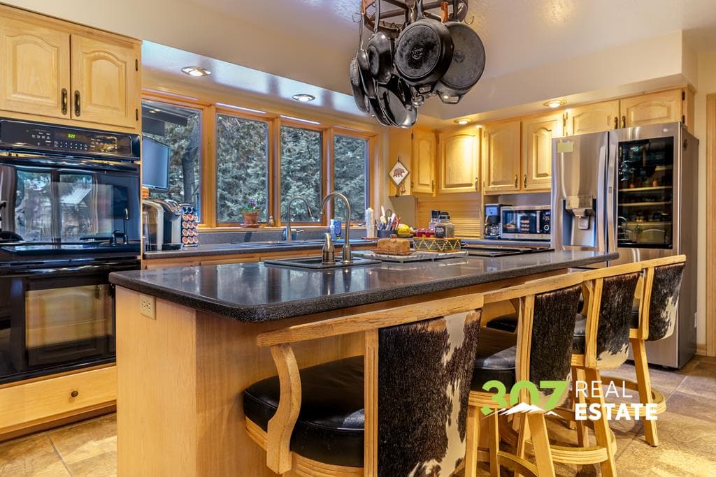 60 Frost Ln — photo 8 of 25