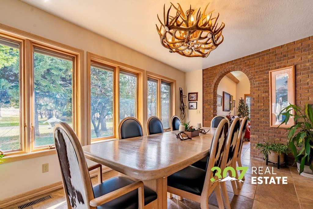 60 Frost Ln — photo 10 of 25