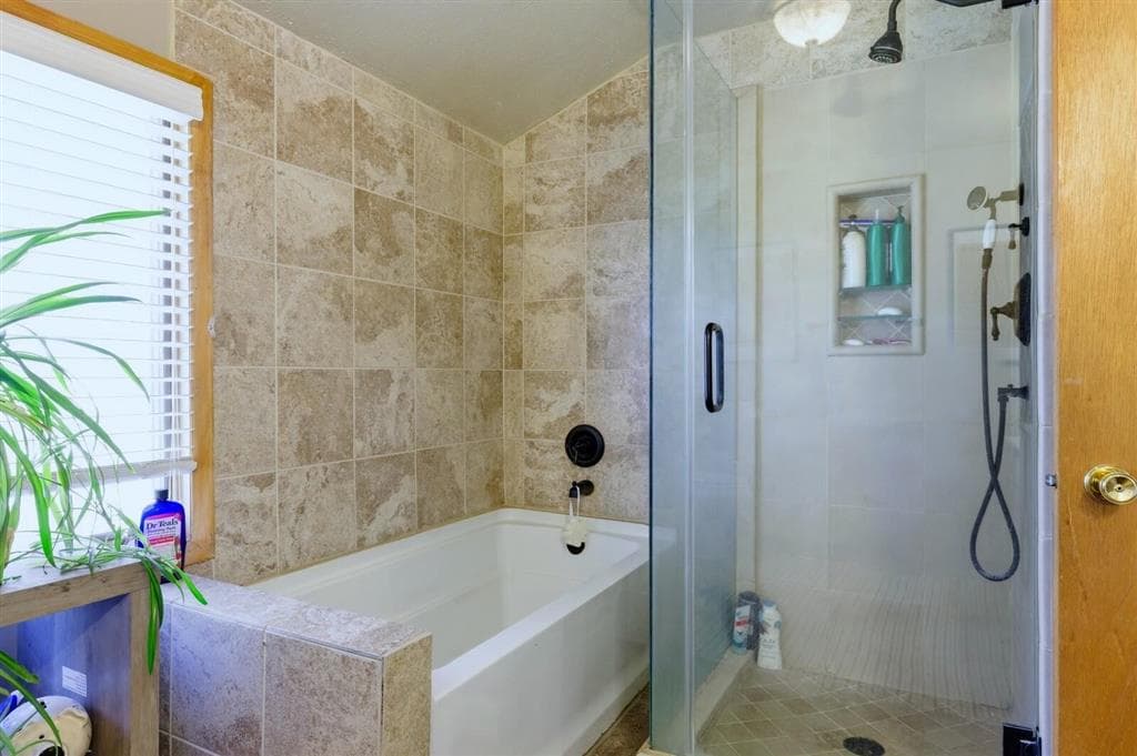 1061 Lane 11 1/2 — photo 22 of 25