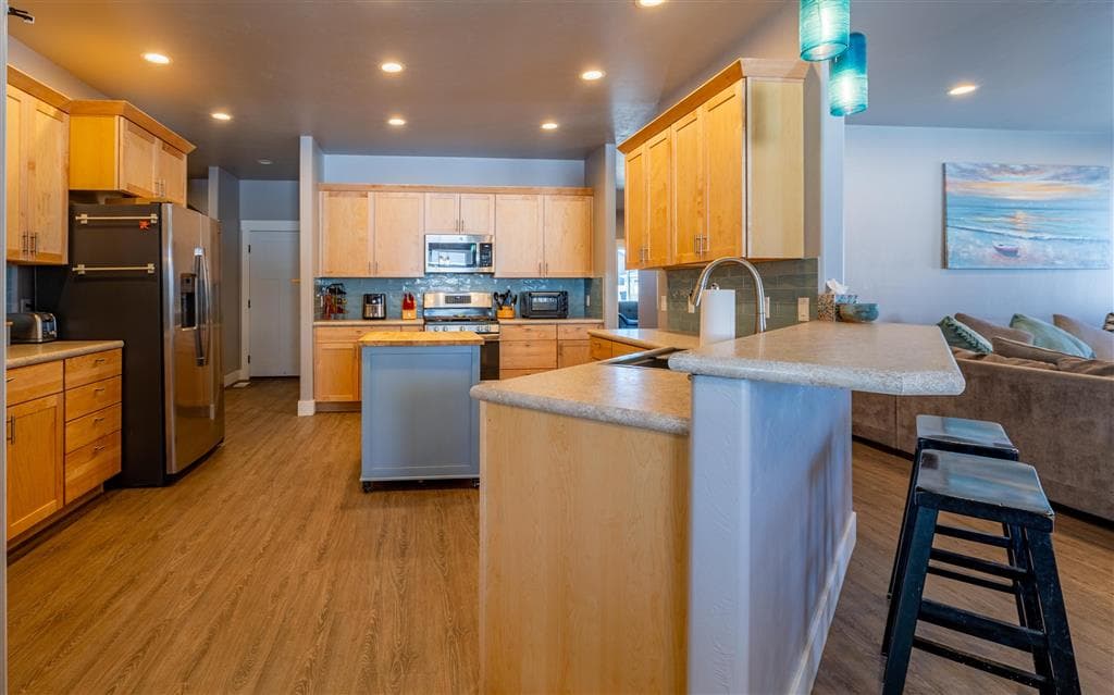 151 Maple Court — photo 18 of 25