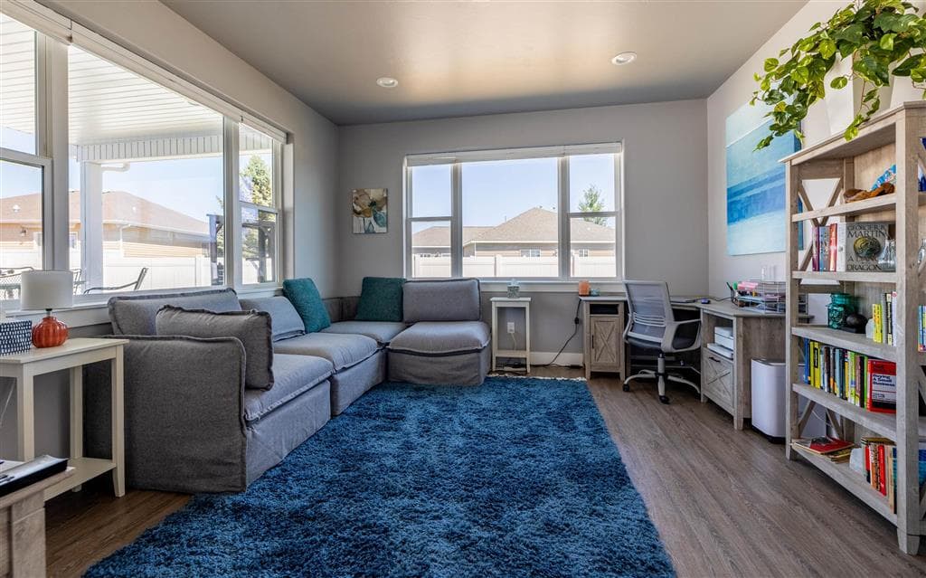 151 Maple Court — photo 23 of 25