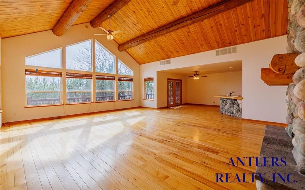 139 S Chugwater Dr — photo 6 of 25