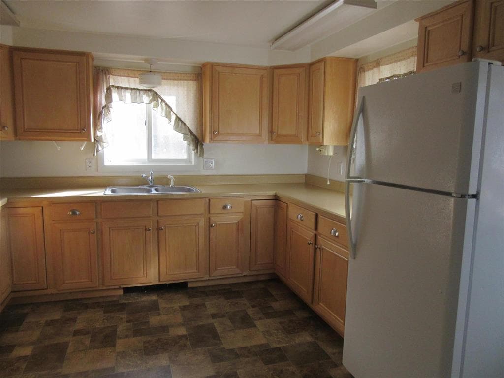 2120 Gail Ln — photo 9 of 25