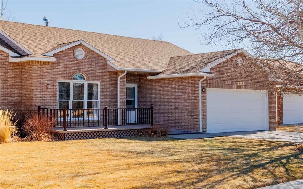 2381 Larkspur Ct photo 1