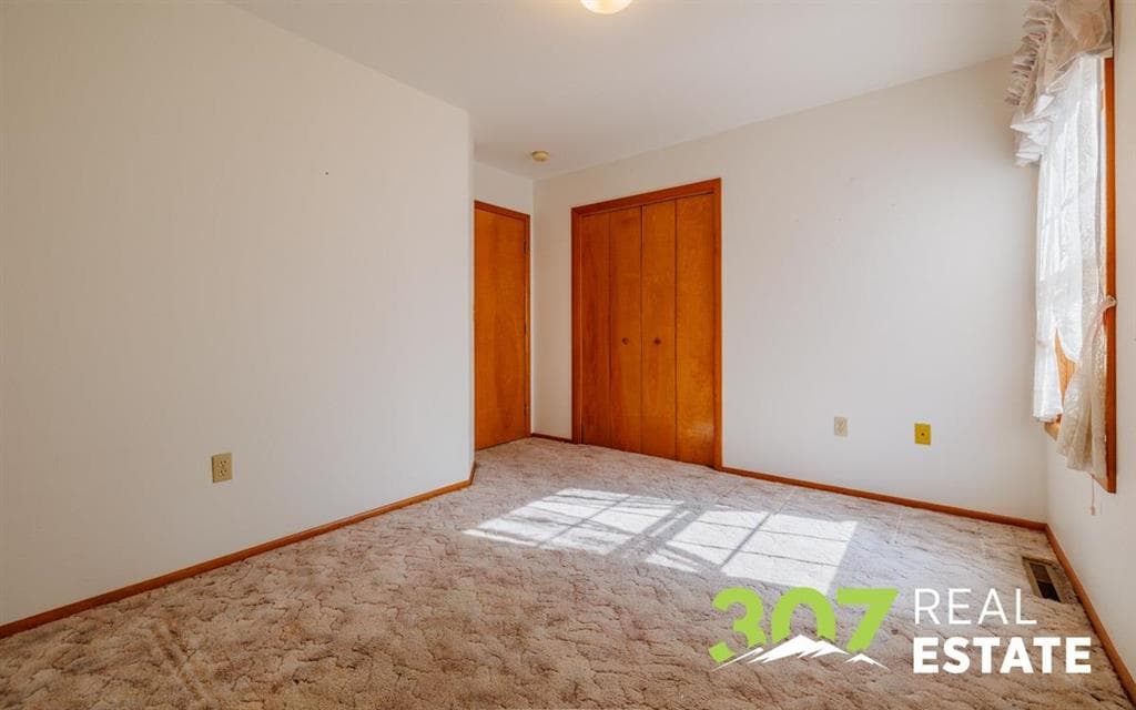 2381 Larkspur Ct — photo 18 of 25