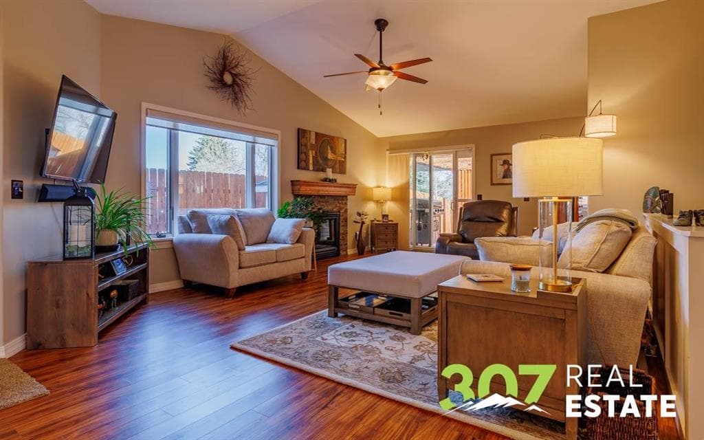 1138 Sage Brush St — photo 3 of 25