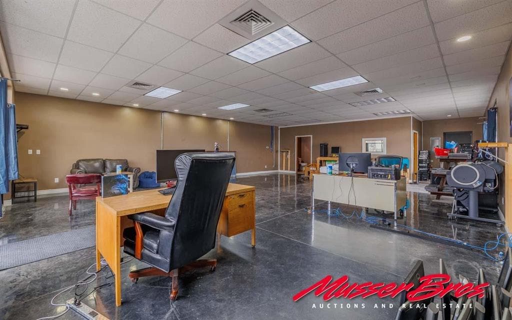 2706 Big Horn Ave — photo 23 of 25