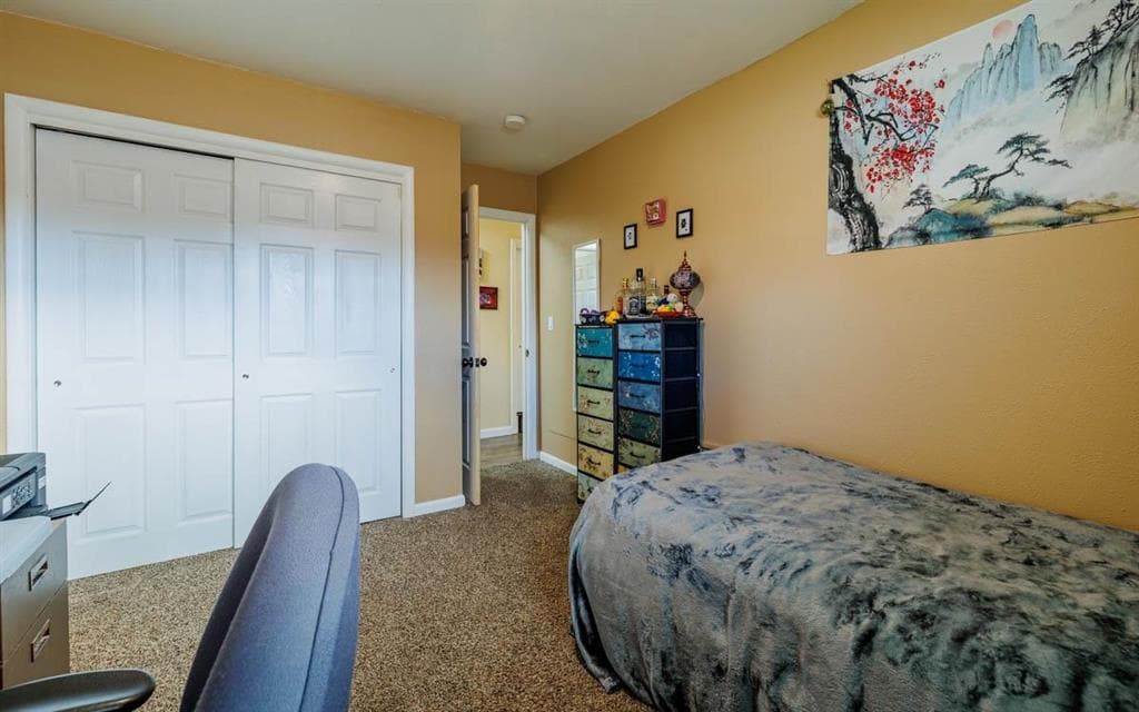 309 Carmon Ave — photo 19 of 25