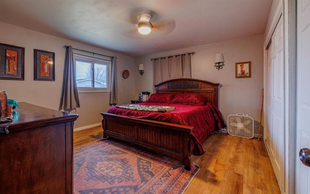 309 Carmon Ave — photo 9 of 25