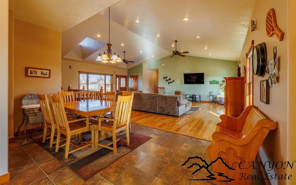 6 Viking Dr — photo 8 of 25